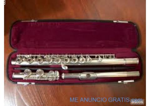 flauta travesera en perfecto estado 